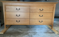  Dresser&Headboard: Maple wood Dresser and headboard 