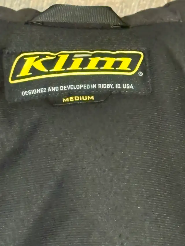 Klim Snowmobile Jacket - Women’s Medium in Other in Dartmouth - Image 4