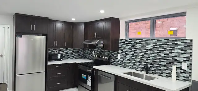 Legal 1 Bedroom and 2 washrooms basement apartment in Long Term Rentals in City of Toronto - Image 2