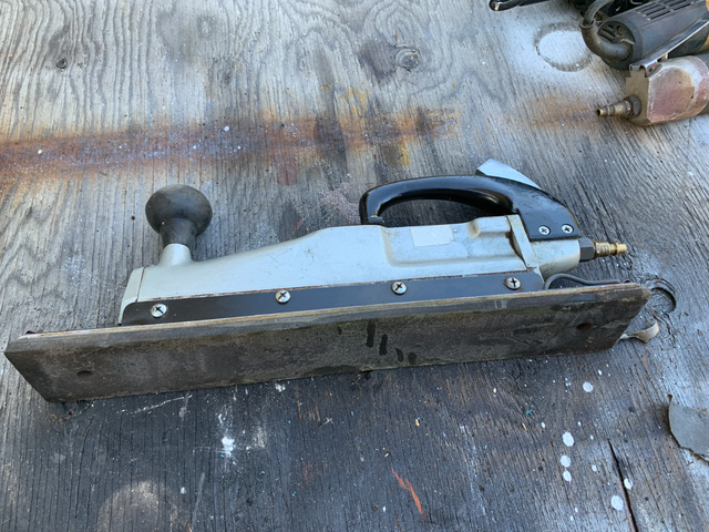 body work sander air tool in Power Tools in Hamilton - Image 3