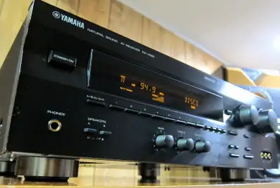 YAMAHA RX-V595 STEREO AV 5.1 RECEIVER 12.5 KG NICE SOUND! PHONO!, View more