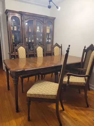 Sklar Peppler Traditional Dining Room set, View more