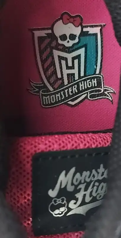 MONSTER HIGH GIRLS RUNNERS (size 12)63007358932993124