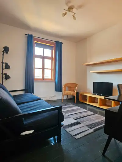 TERRASSE ENSOLEILLÉE - MEUBLÉ TOUT INCLUS - CALME ET CONFORTABLE