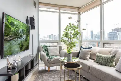 Fully Furnished 2 Bed 2 Bath For Rent on Fort York!