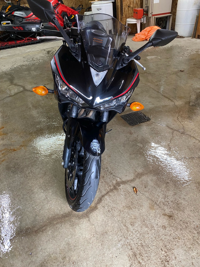 Yamaha R3 2018 dans Motos sport  à Shawinigan - Image 2