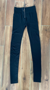 Black Warm Leggings w/ Fake Zipper