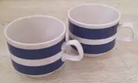 Antiquité. Collection. Tasses en porcelaine d'Angleterre