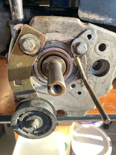 Tecumseh engine 11hp model OH318SA in really good condition. Well looked after available for sale. I...