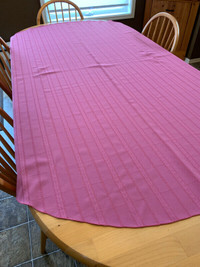 Table Runners and Tablecloth