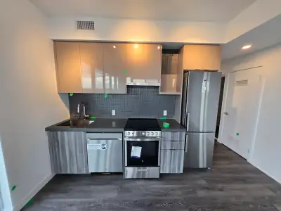 Luxury Corner Suite with Spectacular Views | Brand New | 2 Bed | 2 Bath | Parking & Locker Included...