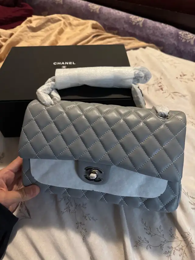 Beautiful Purse in Women's - Bags & Wallets in London - Image 2