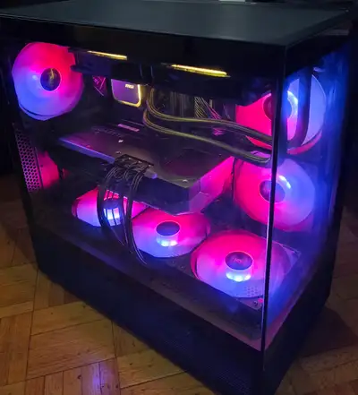 Newly Built Gaming PC 7800X3D RTX5070 32GB RAM, View more