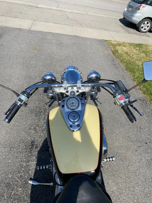 Honda Shadow 750 in Street, Cruisers & Choppers in Napanee - Image 6