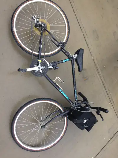 L mountain bike. $100. Bicycle. Excercise. I deliver!, View more