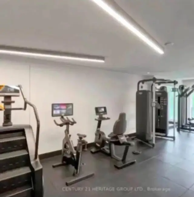  private room  for rent in Toronto  in Room Rentals & Roommates in City of Toronto - Image 10