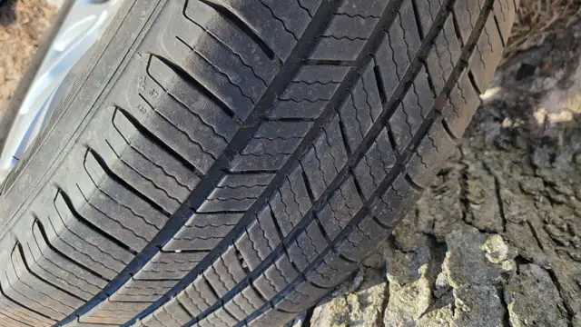 Pneus sur jantes 205/60R16 92H in Tires & Rims in Trois-Rivières - Image 4