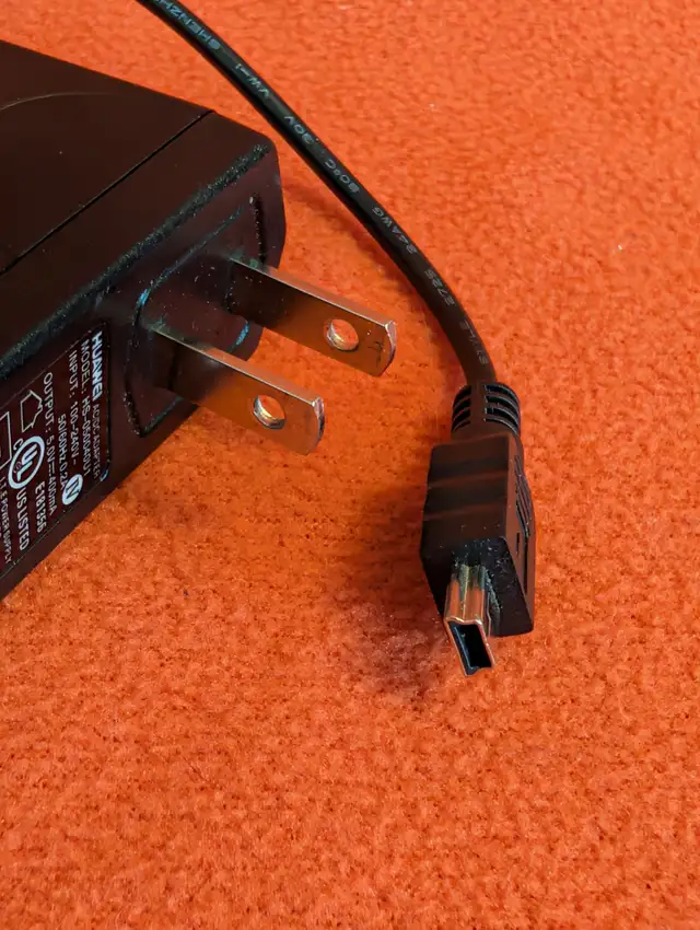 5V ac/dc adapter to USB mini65561388702081121