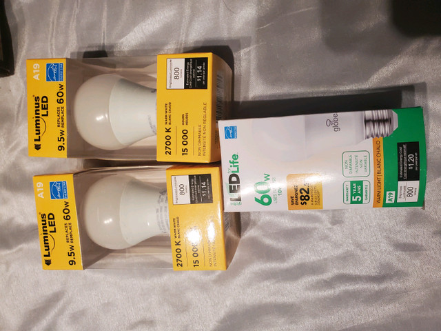 Warm/soft light led light bulbs in Indoor Lighting & Fans in Renfrew - Image 2