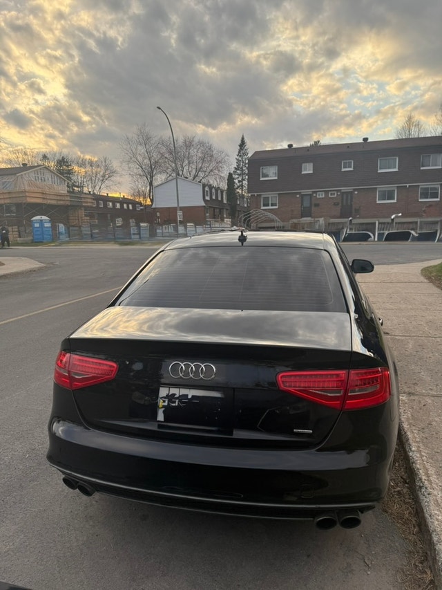 Audi A4 — photo 2