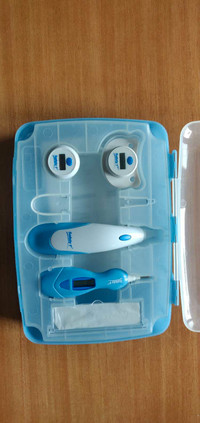 Baby thermometer set