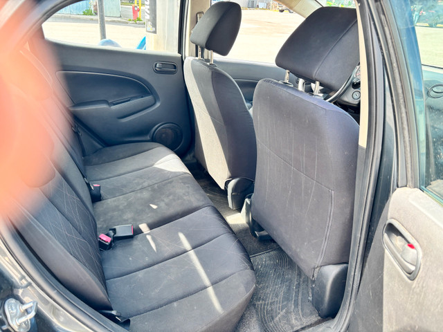 mazda 2 2011 in Cars & Trucks in Gatineau - Image 3