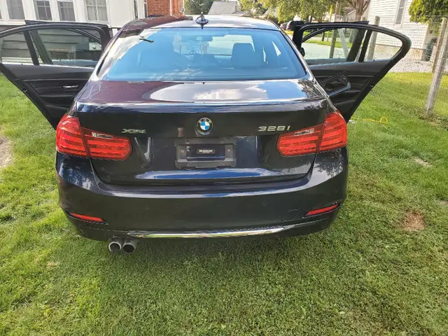 328i xdrive 2015 dans Autos et camions dans Leamington - Image 11
