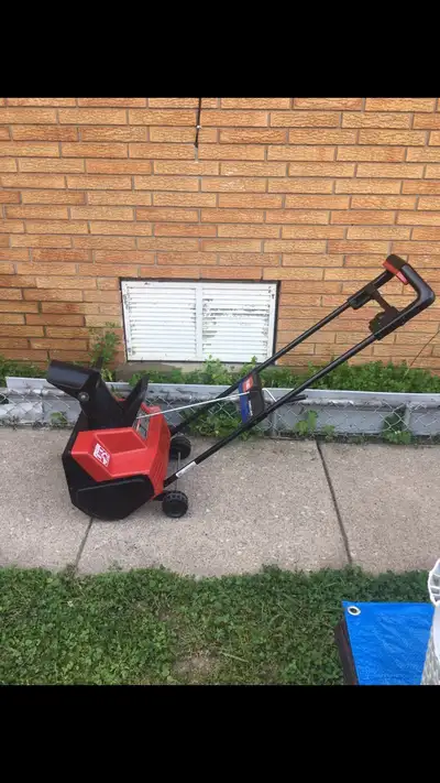 Snow blower electric the green one is brand new its $160 &130, View more