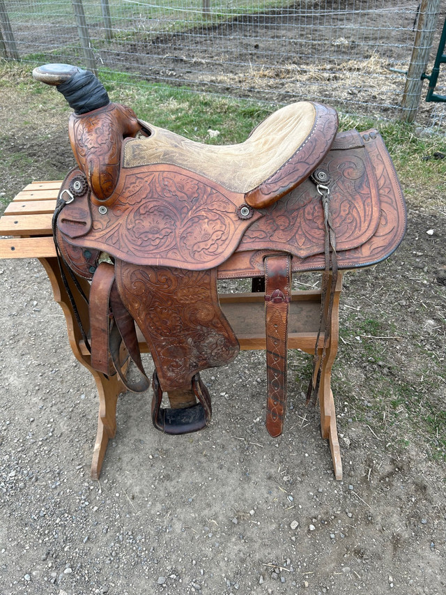Rope saddle in Equestrian & Livestock Accessories in Kamloops