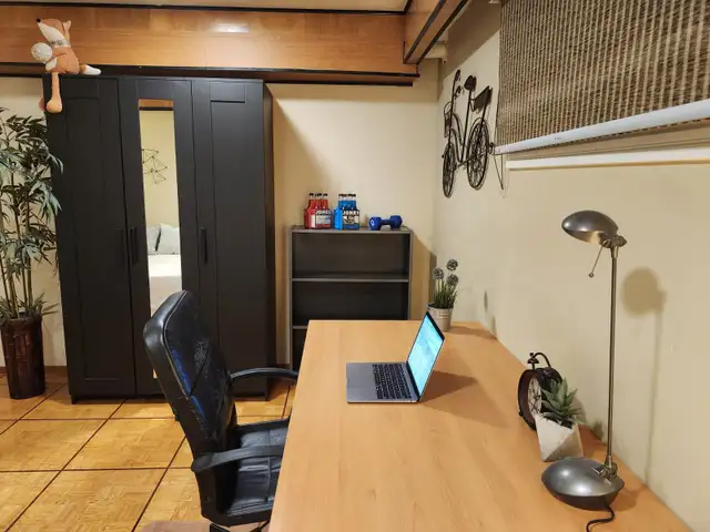 LARGE BASEMENT ROOM FOR RENT IN NORTH YORK in Room Rentals & Roommates in City of Toronto - Image 3