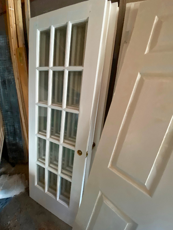 About 12 French doors with hardware in excellent condition in Windows, Doors & Trim in Ottawa - Image 4