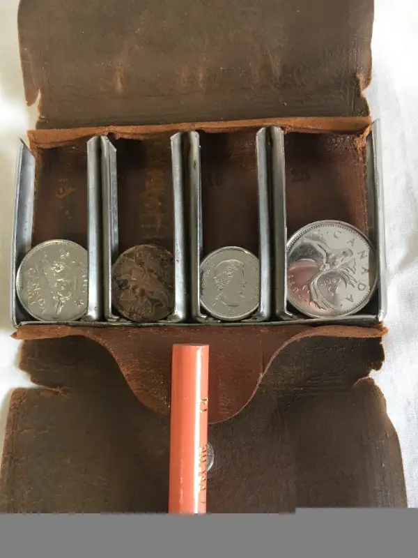 Antique Leather Wallets63793631542017122