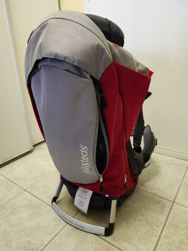 Phil&Teds "Escape" Backpack Child Carrier in Strollers, Carriers & Car Seats in Mississauga / Peel Region - Image 7