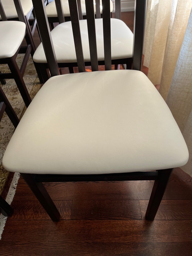 Dining room set Dining Tables & Sets Mississauga / Peel Region Kijiji