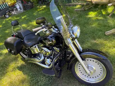 Well maintained machine stored in garage always no accidents never dropped. Recently done new plugs,...
