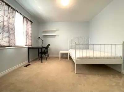 Room for Rent near Niagara College and Outlet Mall