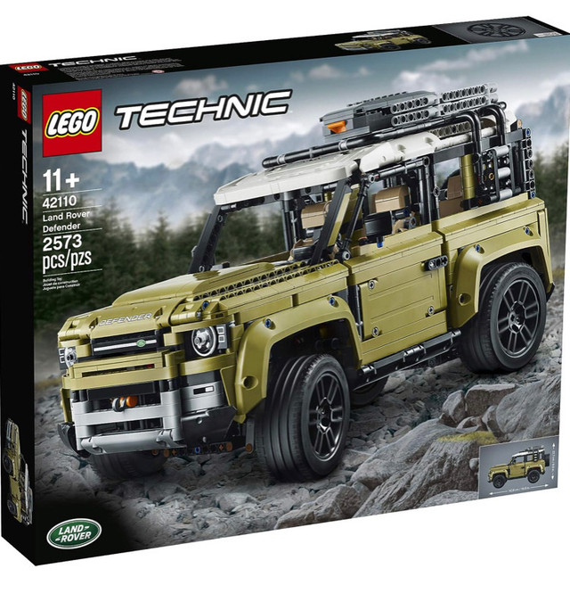 Lego Technic 42110 Land Rover Defender in Toys & Games in Oakville / Halton Region