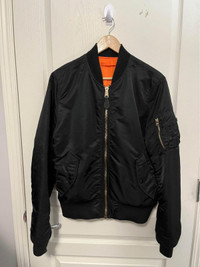 Alpha Industries Slim Fit MA-1 Bomber Jacket Medium