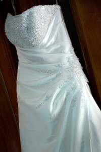 Maggie Sottero Wedding Dress