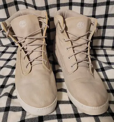 Women's sneakers size 9, View more