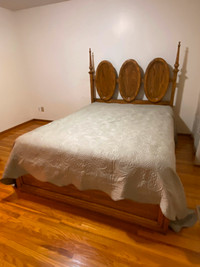 Queen size wood bedroom set
