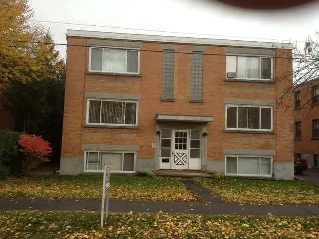 APRIL -1 bed in 6 units building one black from Vanier parkway