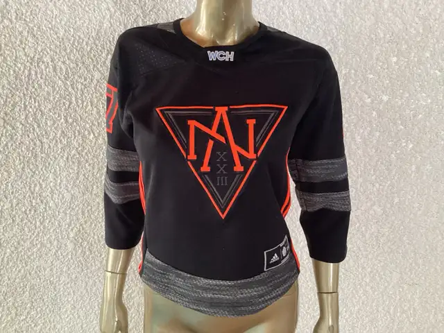 Authentic Connor McDavid 2016 World Cup of Hockey Team North NA in Hockey in Strathcona County - Image 11