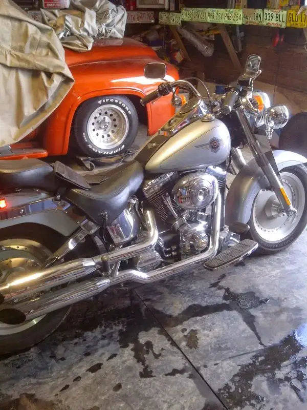 2001 HARLEY DAVIDSON FAT BOY only 2,988. kms. TRADES? in Street, Cruisers & Choppers in Red Deer - Image 10