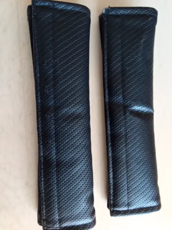 Shoulder pad62863285787523122