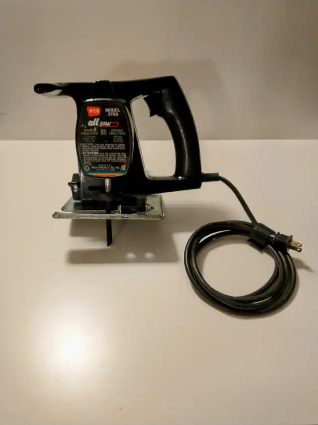 Wide Base WEN All-Saw Jigsaw , 4 Amp , 3000 Rpm with 1 " Stroke628632689244181213
