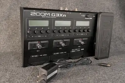 Zoom G3Xn effects pedal, View more