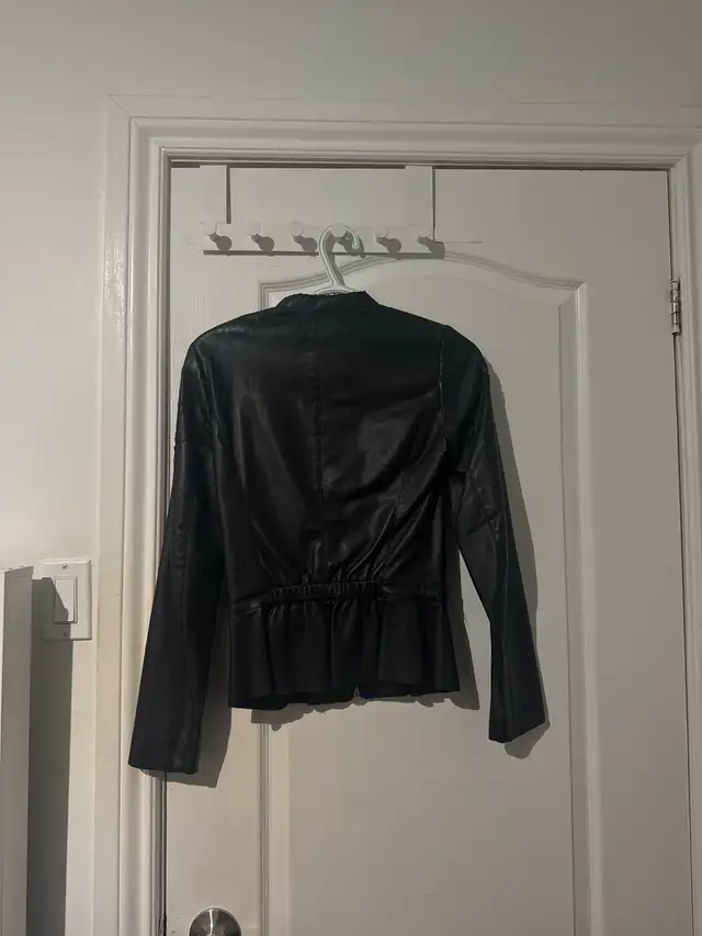 ZARA Black Leather Jacket in Women's - Tops & Outerwear in City of Toronto - Image 3
