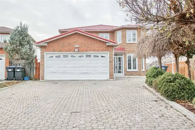 House for Rent in Long Term Rentals in Mississauga / Peel Region - Image 2