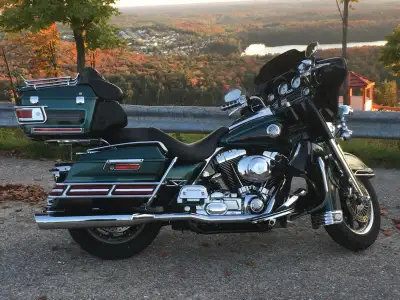 Nice bike can no longer ride. Lots and lots of upgrades. Really loud Vance and Hines also not so lou...
